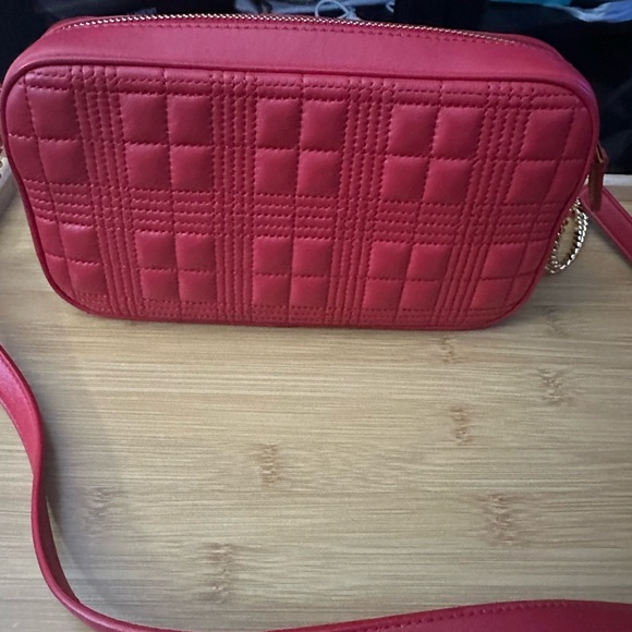 ♥️‼️Burberry Lola Small Quilted Shoulder Bag in color red! - Picture 2 of 9